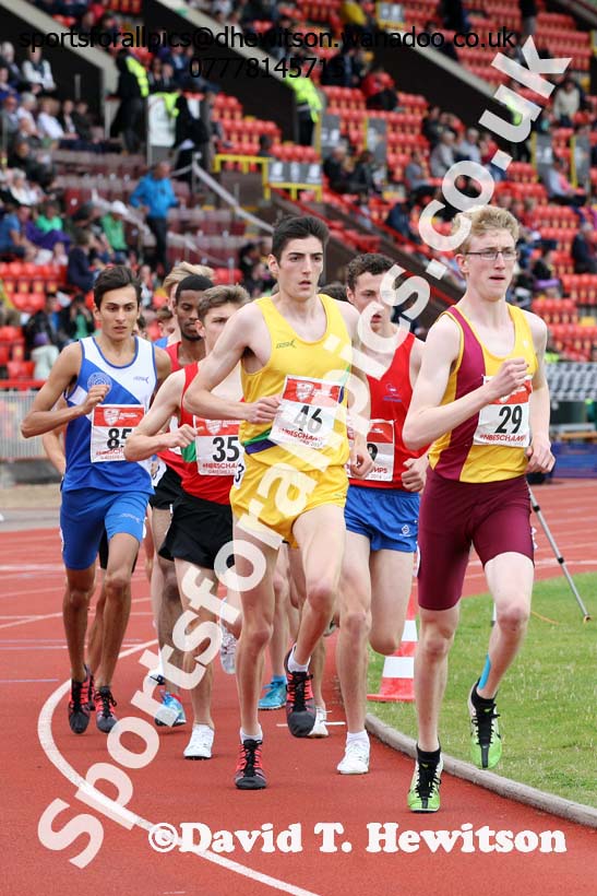 Senior boys 3000 metres, English Schools Track and Field. Photo: David T. Hewitson/Sports for All Pics